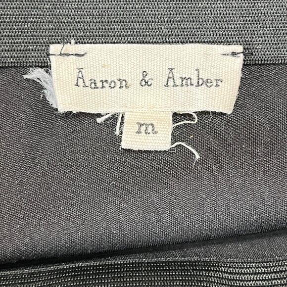 Aaron & Amber Skirt Women's M Fit & Flare Black Silky Fabric Elastic Waist - Picture 4 of 11